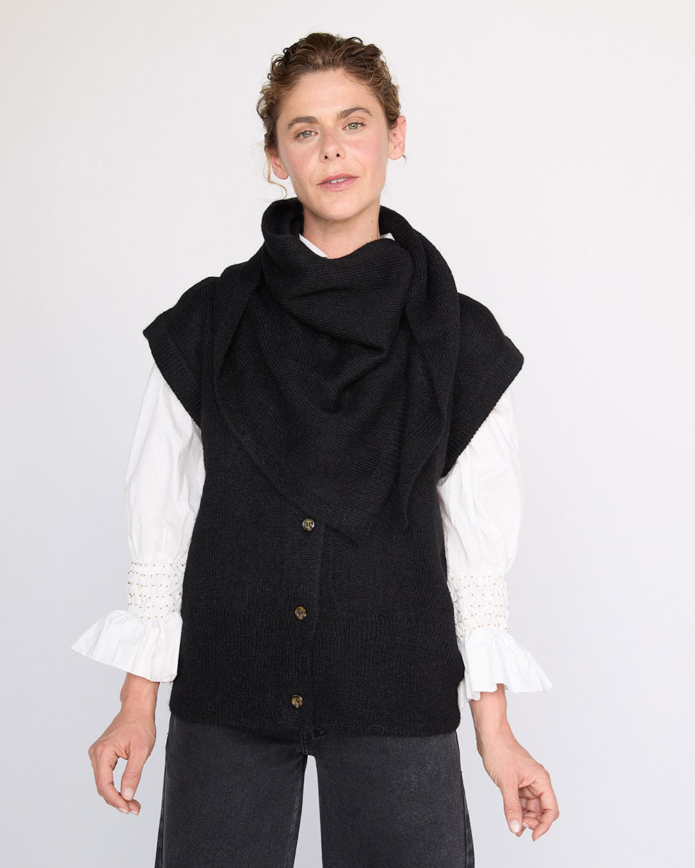 CHALECO SABINE NEGRO CON MANTA DESMONTABLE