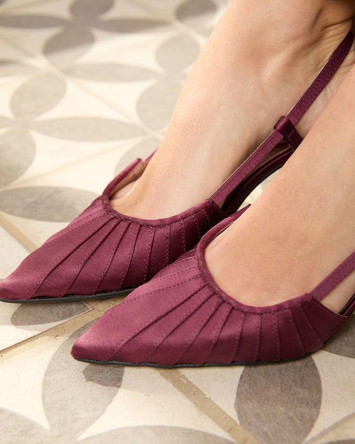 TACO AMATYS BURGUNDY