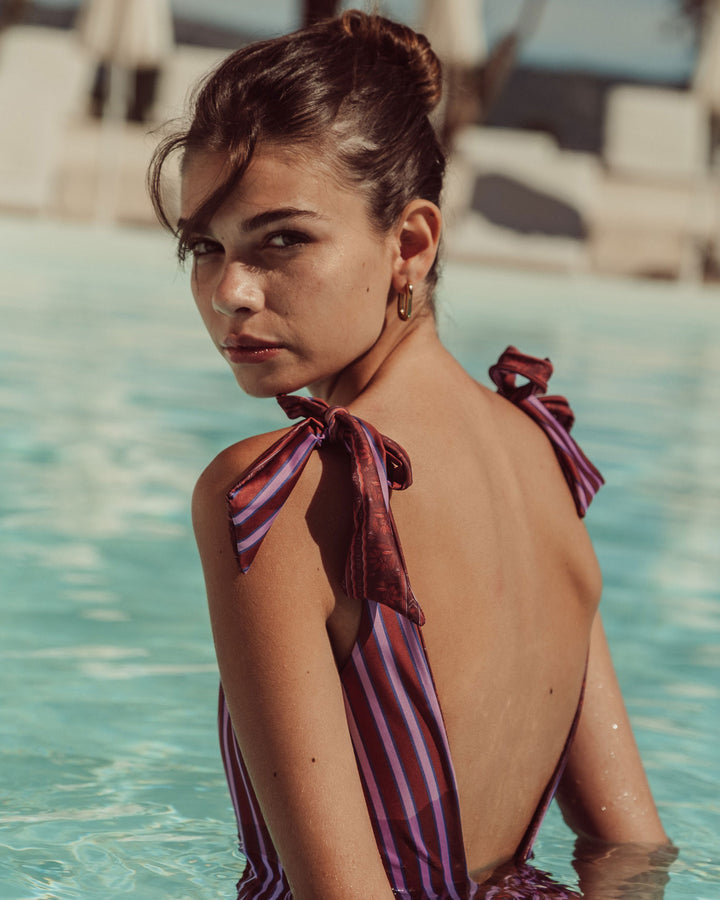 ONE PIECE CORAL LILA STRIPES / CIRCUS PRINT