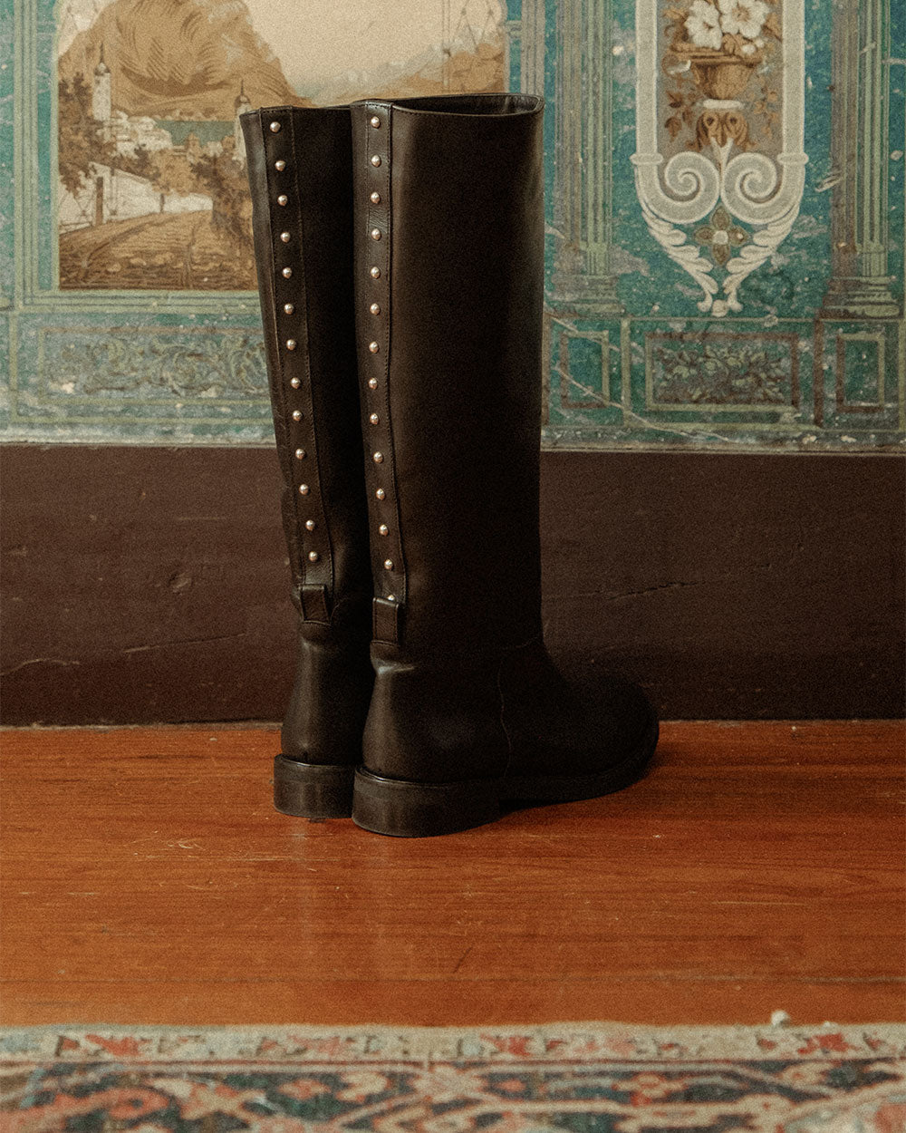 BOTA JULIE NEGRO TACHAS