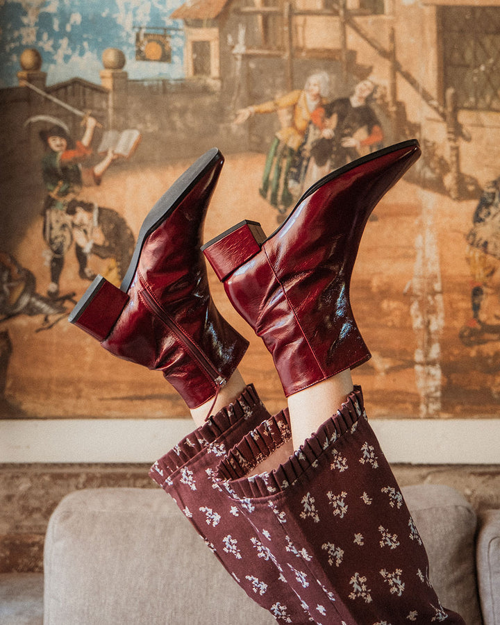 BOTÍN MEGAN BURGUNDY