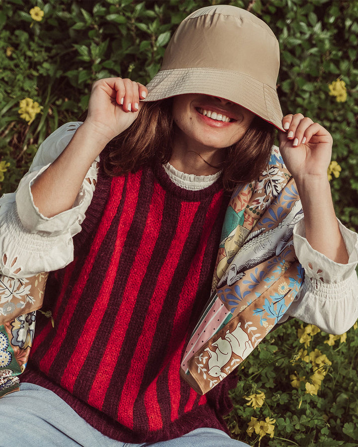 CHALECO ESME RAYAS VINO