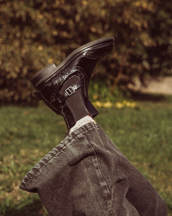 BOTÍN SELMA BLACK CHAROL