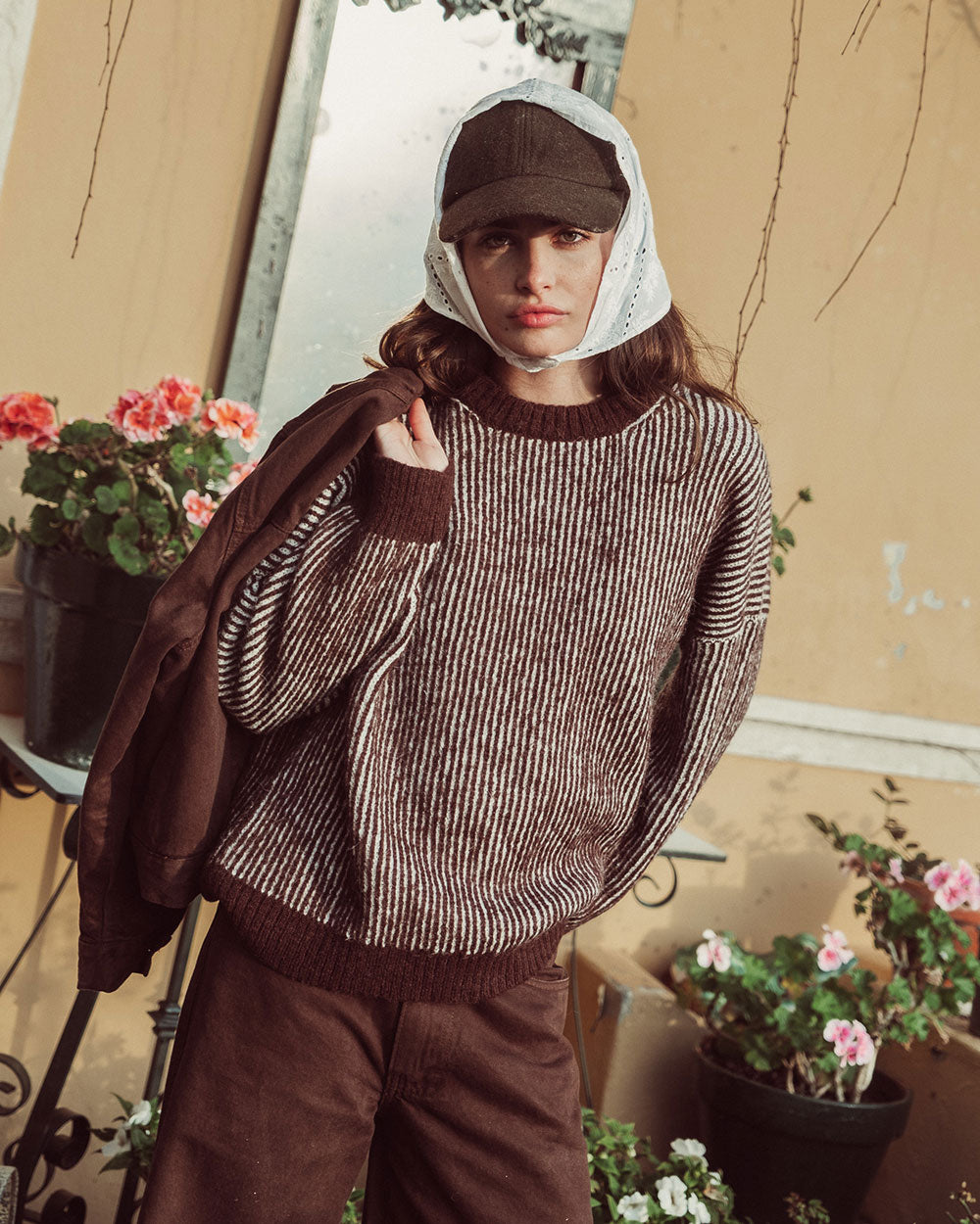 CHALECO NARAE CAFÉ CRUDO