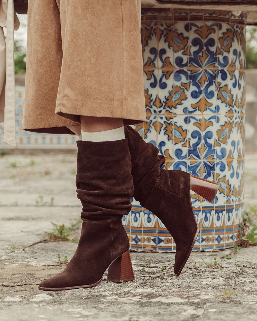 BOTA ELGART CHOCOLATE
