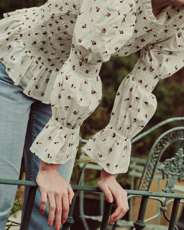 BLUSA FIONA WHITE FLOWERS PREVENTA