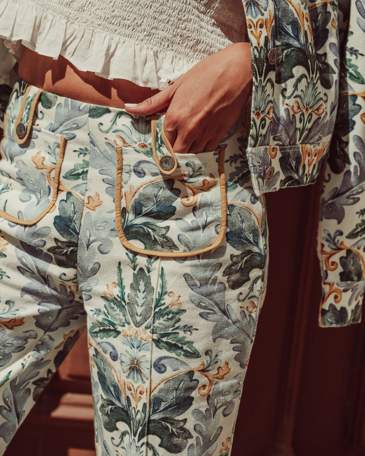 PANTALON BURDEOS BOTANIC PRINT
