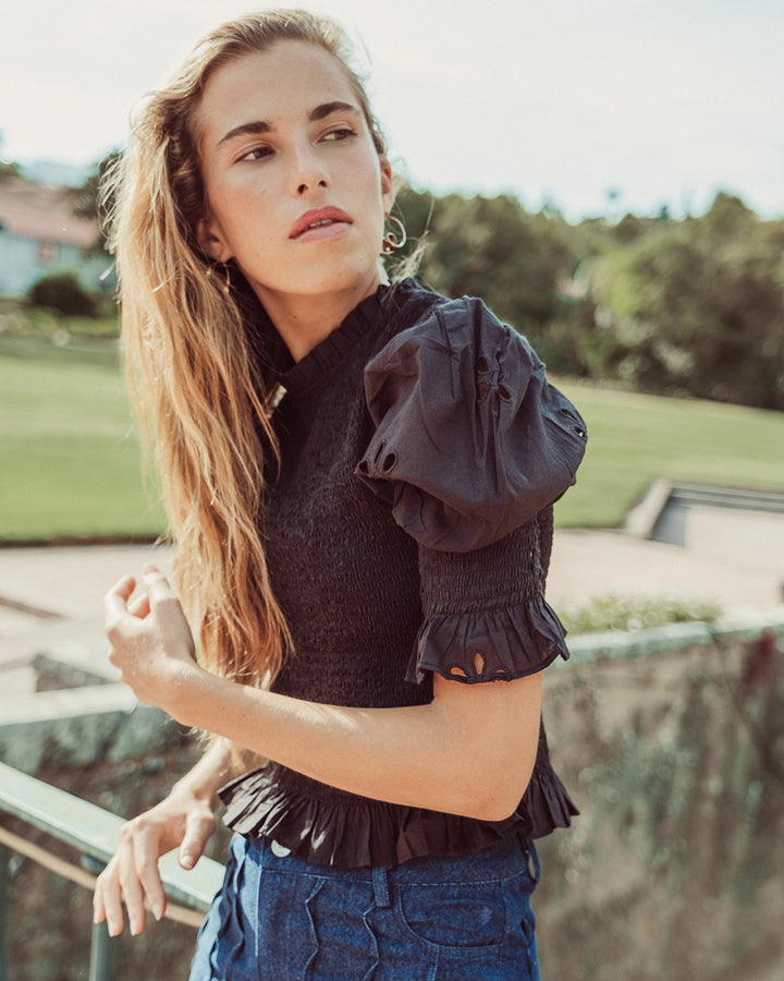 BLUSA SAFI BLACK BRODERIE