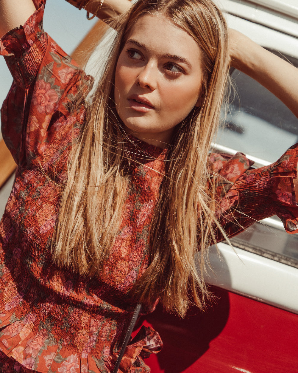 BLUSA SAFI RED FLOWERS
