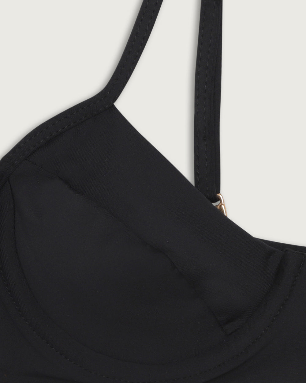 TOP LILIA CON ARCO SOLID BLACK