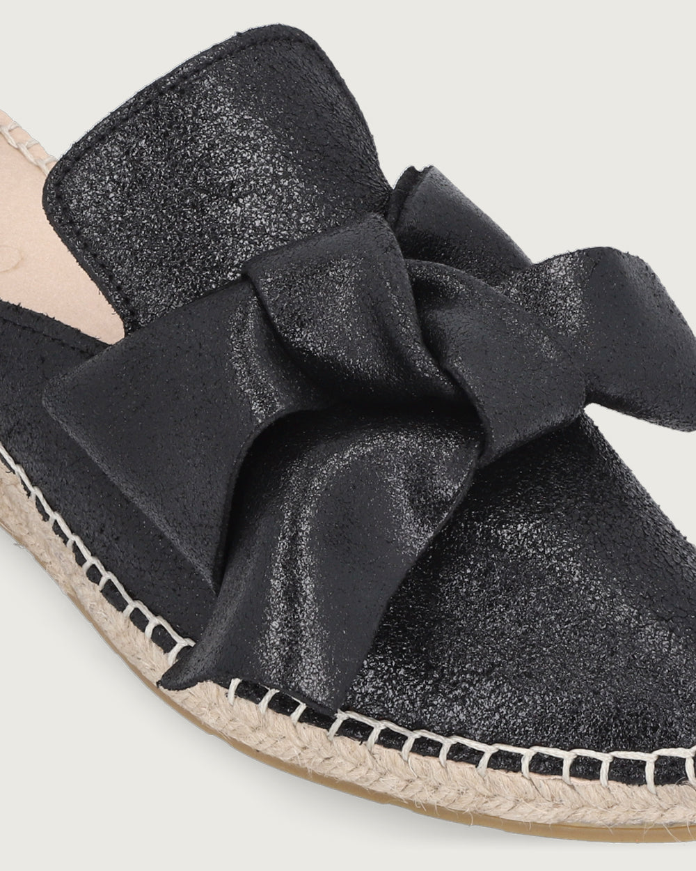 COCONUT NEGRO LISO