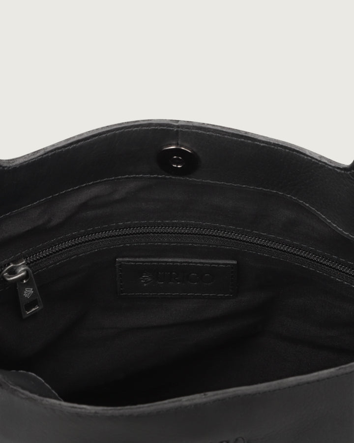 CARTERA DEBBIE BLACK