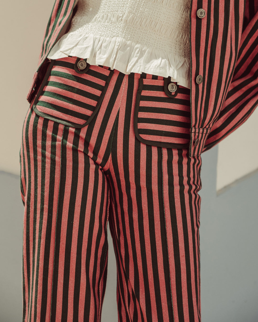 PANTALON BURDEOS GREEN STRIPES