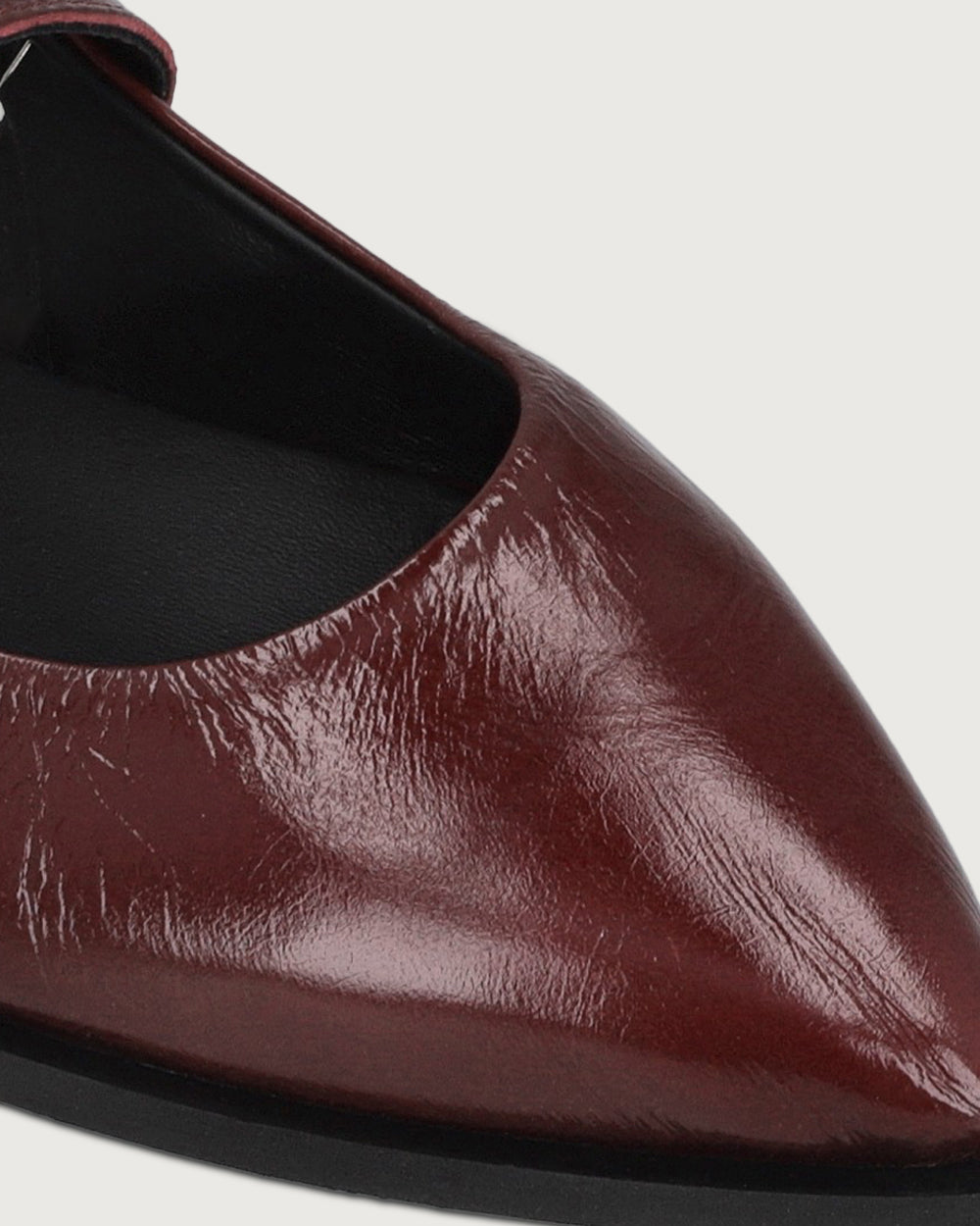 ZAPATO LUCIANA ROJO CHAROL