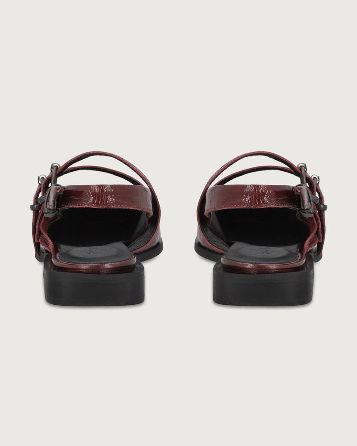 ZAPATO LUCIANA ROJO CHAROL