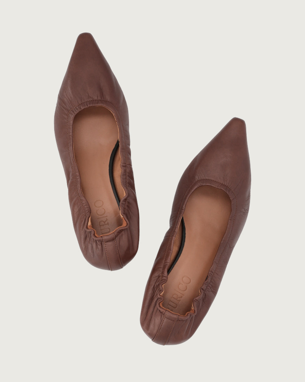 ZAPATO CON TACO MIKA CARAMELO