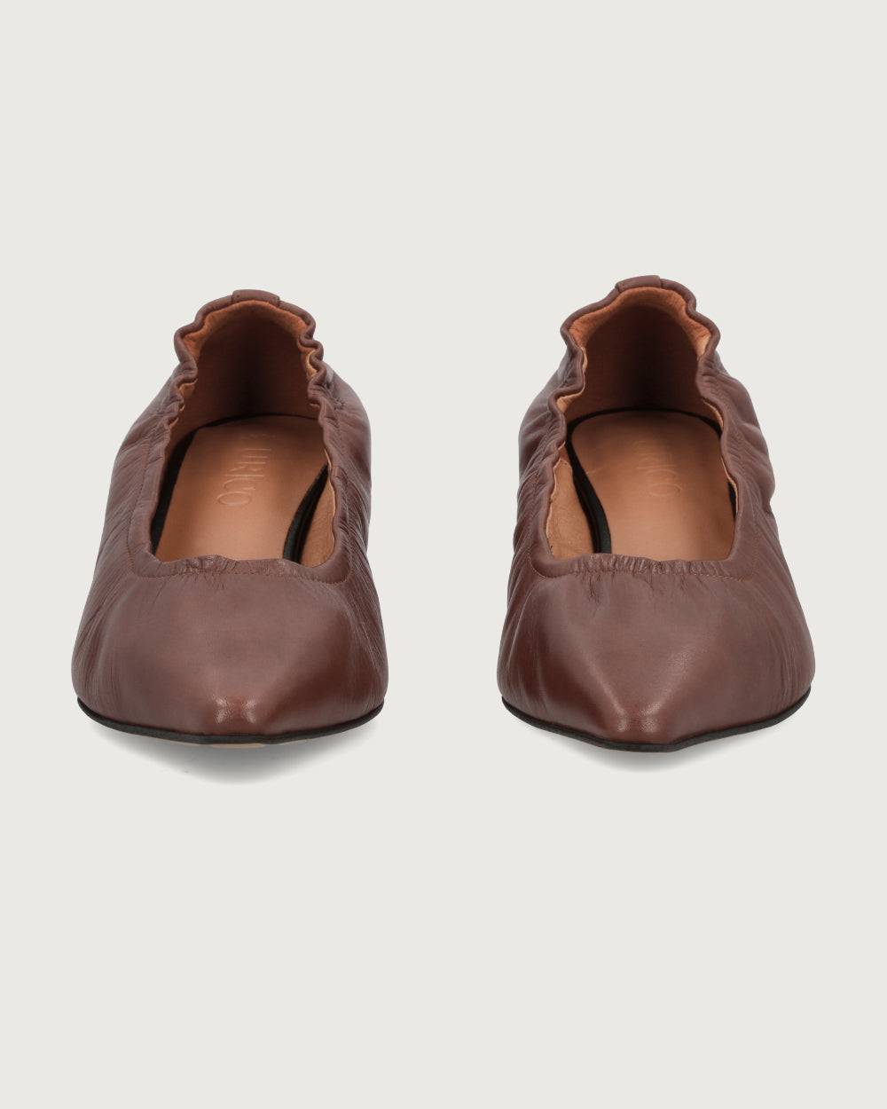 ZAPATO CON TACO MIKA CARAMELO
