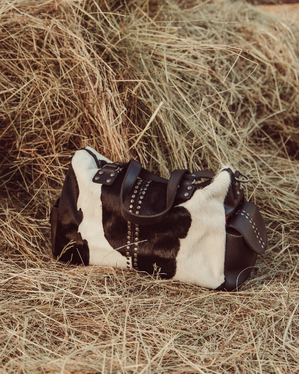 CARTERA CHER BLACK COW SILVER