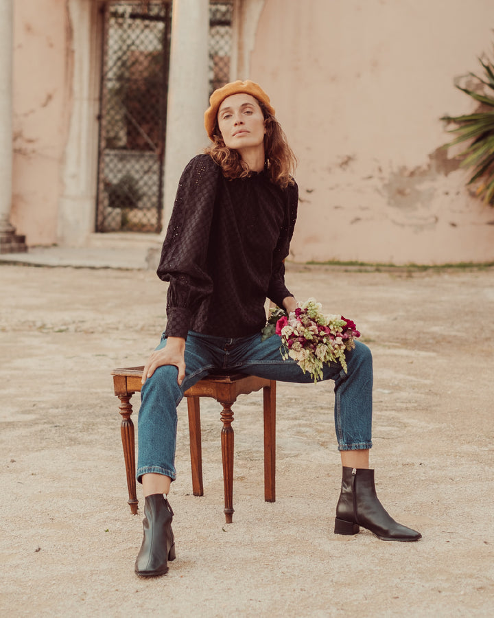 BOTÍN MEGAN BLACK LISO