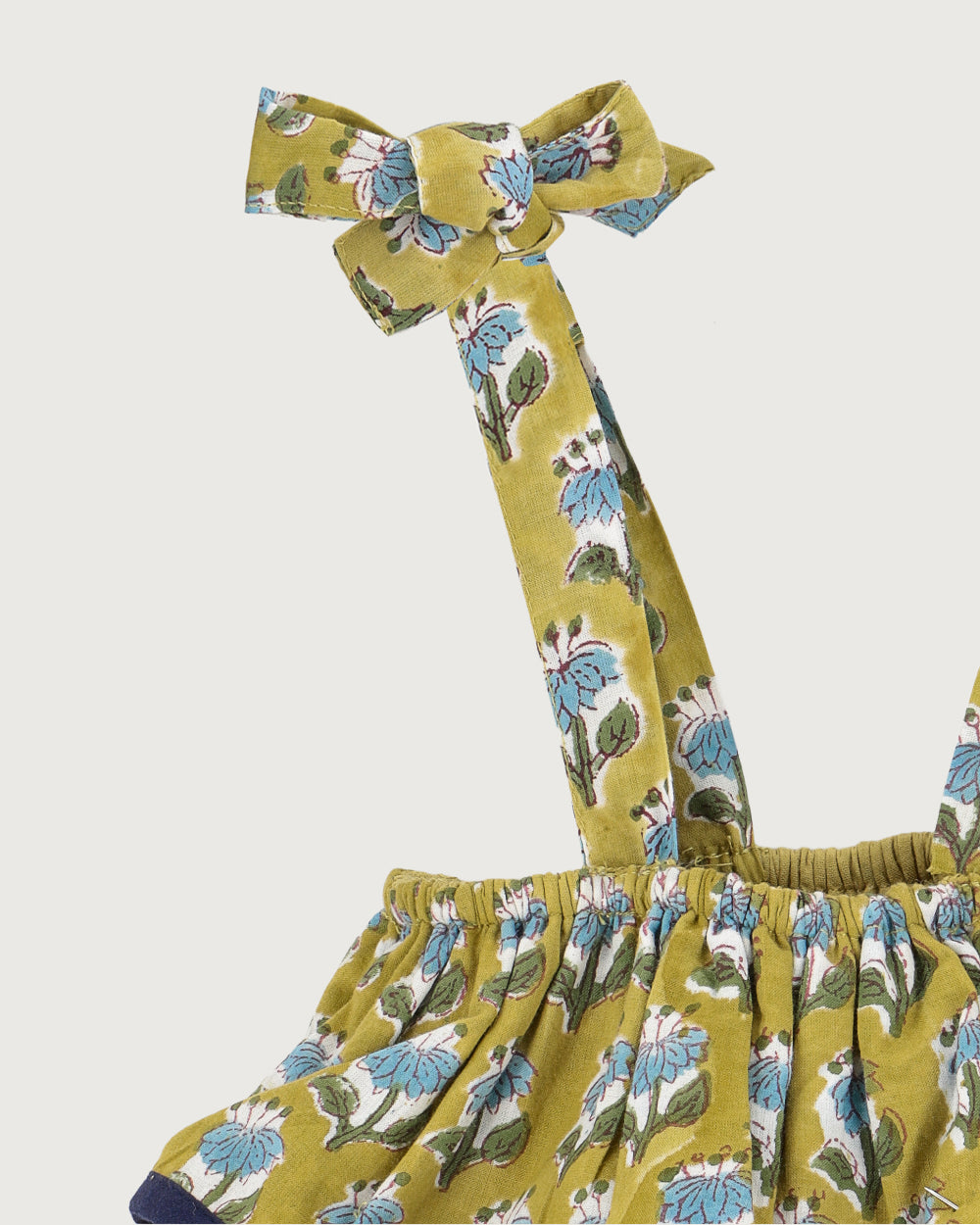 RANITA ROSETA PISTACHIO FLOWERS