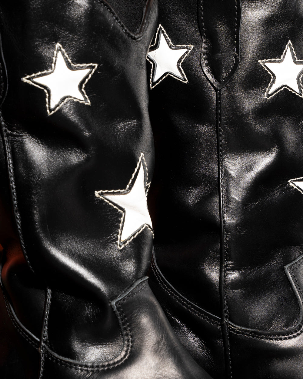 BOTA FOLK BLACK / WHITE