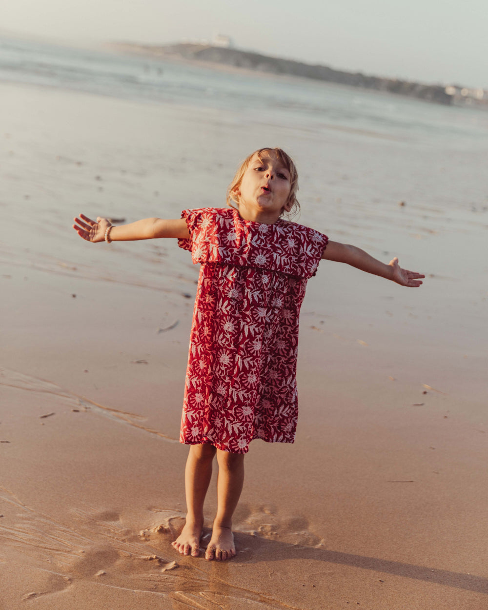 VESTIDO AURORA RED FLOWERS PETIT