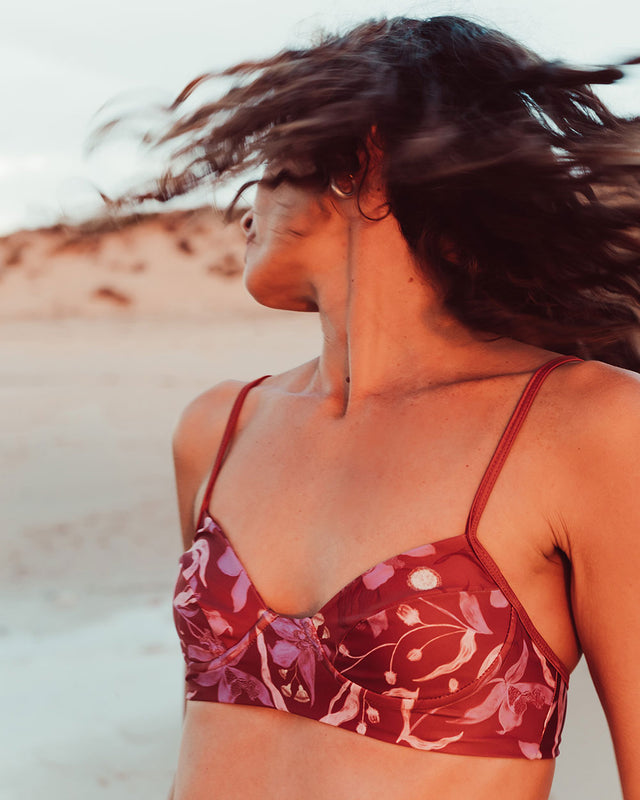 TOP LILIA CON ARCO BURGUNDY PRINT PREVENTA