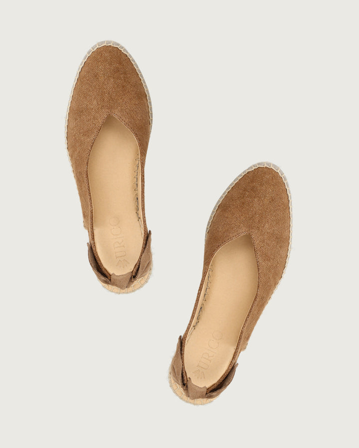 Alpargata Verona romántica de lona crudo con brillos, cinta en el talón y suela de yute (4cm), calzado artesanal hecho en España.