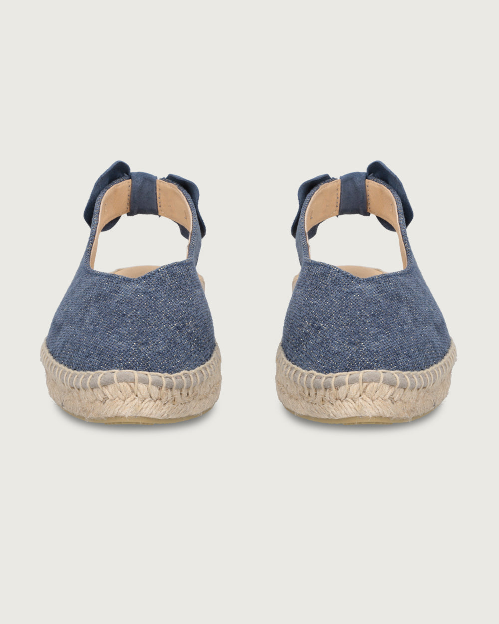 Alpargata Verona romántica de lona azul marino con brillos, cinta en el talón y suela de yute (4cm), calzado artesanal hecho en España.