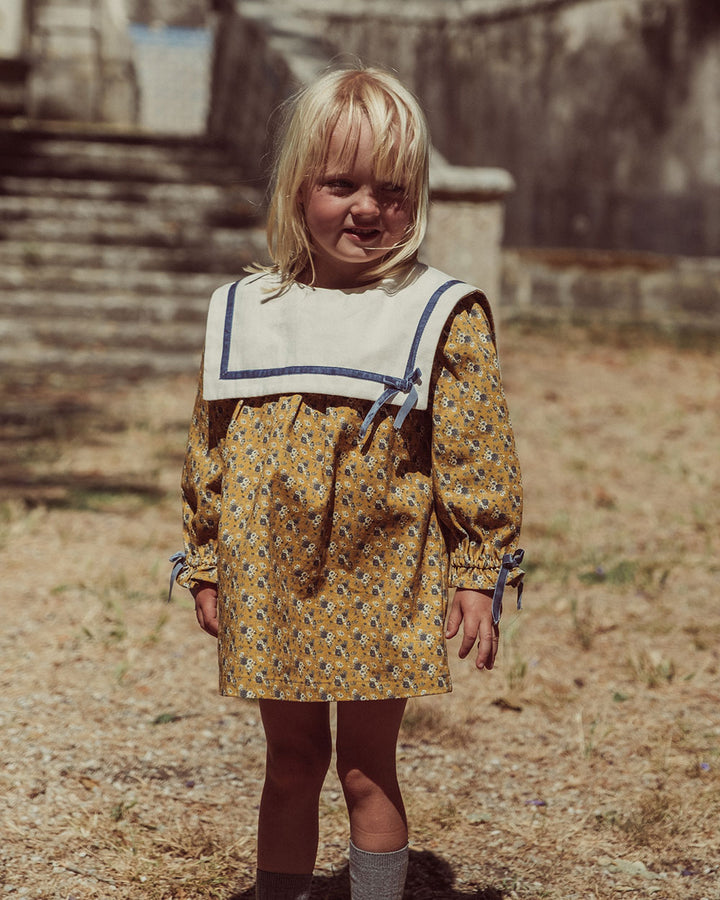 VESTIDO DENIM ALINA FLOWERS MUSTARD PETIT