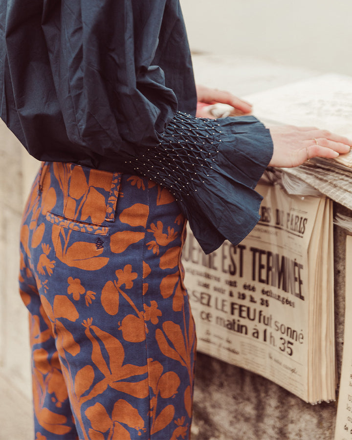 PANTALÓN BURDEOS PRINT FLOWERS
