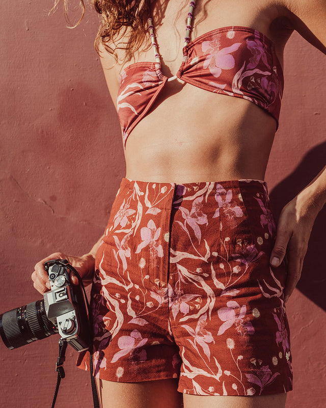 SHORT TAVOLARA BURGUNDY PRINT