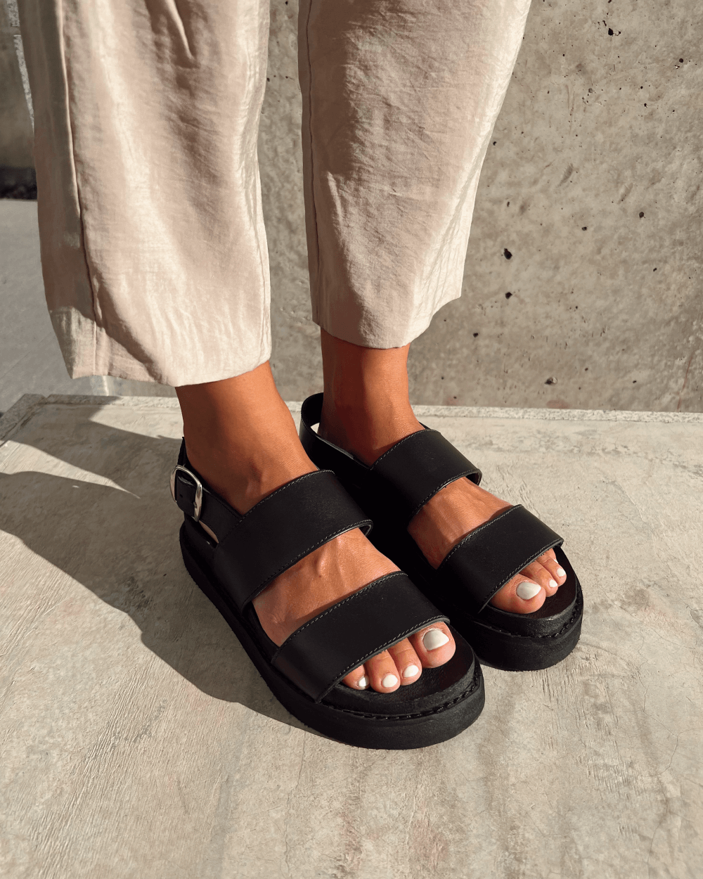 ARUBA BLACK