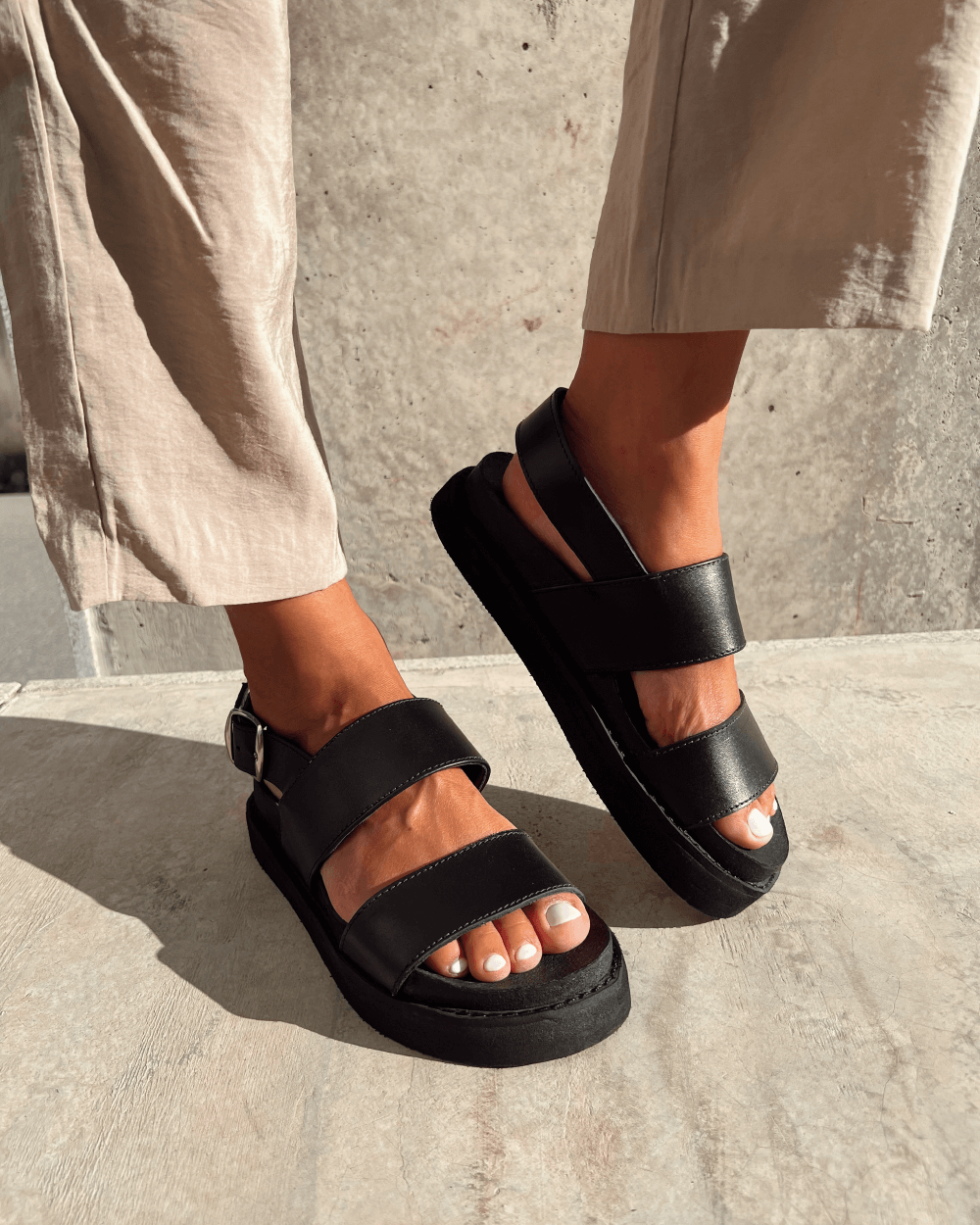 ARUBA BLACK