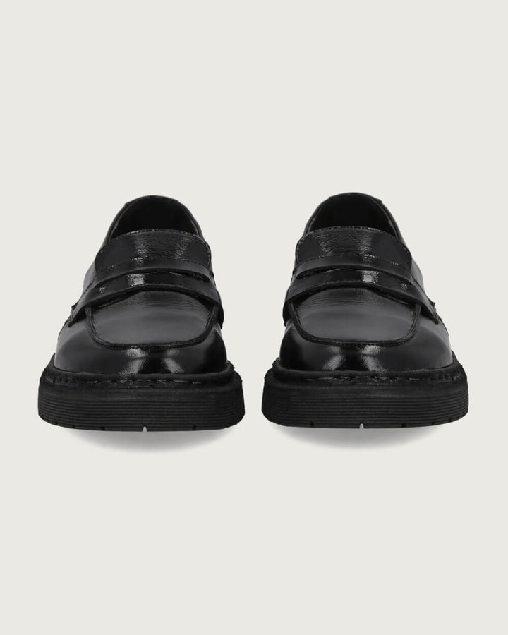 MOCASÍN GEORGETTE BLACK CHAROL