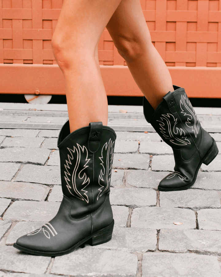 BOTA WESTERN BLACK BEIGE Urco Shoes